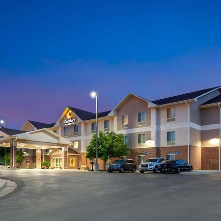 Comfort Inn & Suites Rapid Stadt Exterior foto