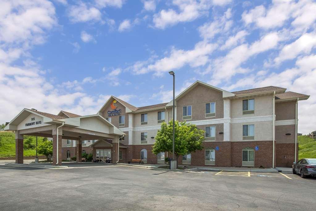 Comfort Inn & Suites Rapid Stadt Exterior foto