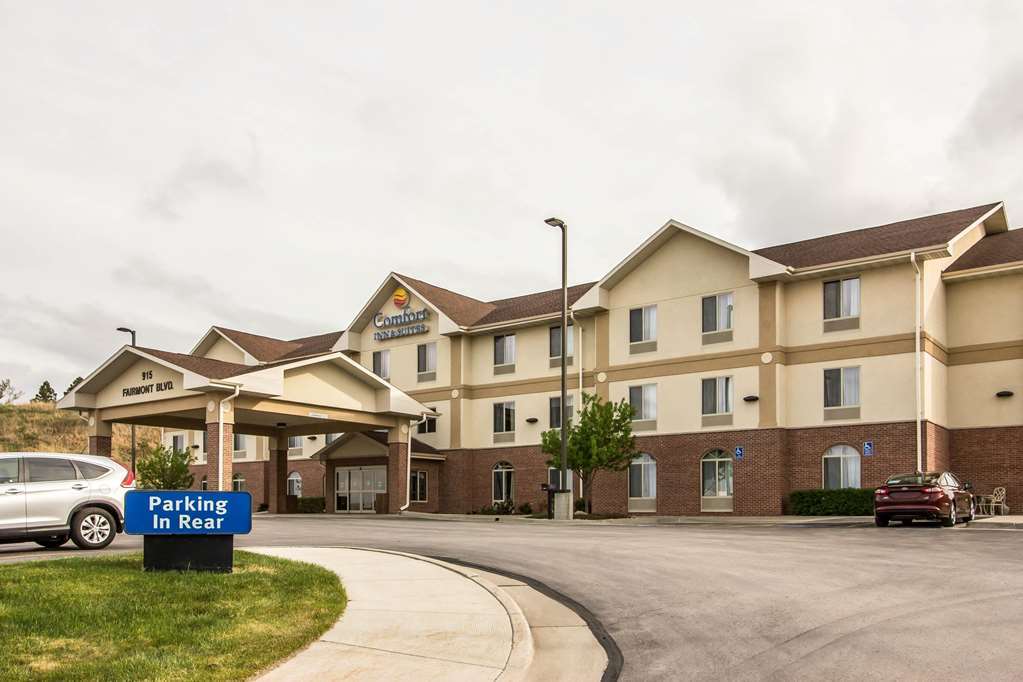 Comfort Inn & Suites Rapid Stadt Exterior foto